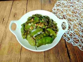 盛出装盘，开吃，胃口大开。好吃到没朋友(^_^)