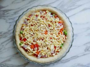 再撒上一层芝士。