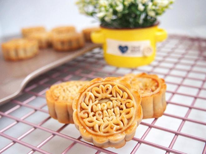 广式蔓越莓豆沙月饼