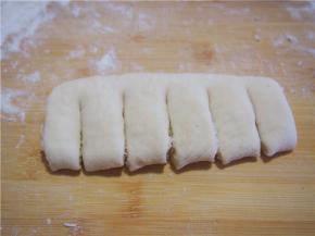 压扁，切枪上几刀，不要切断哈