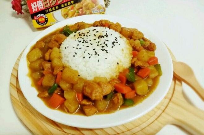 咖喱鸡肉饭
