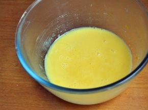 我不喜欢吃百香果籽，如果你也不喜欢，请和我一样过筛。