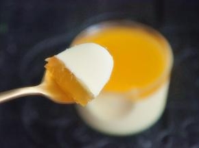 用杯子做慕斯，省去了脱模的环节，特别适合夏天。