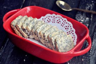 冷却后密封保存。