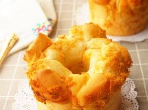 烤好后晾凉密封。好吃的肉松手撕包就做好了