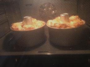 放入预热好180度烤箱烘烤38分钟