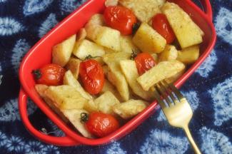 咸香入味，外脆内软。