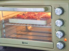 放入烤箱180度再烤8-10分钟。