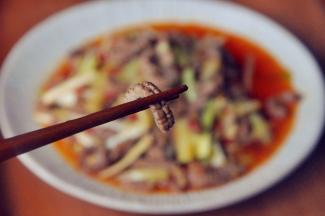 向来只吃一碗的我，每次吃这道菜，自动吃两碗。