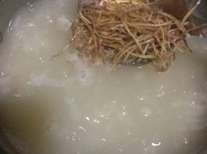 加入鱿鱼丝