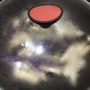 加盖焖1-2分钟。