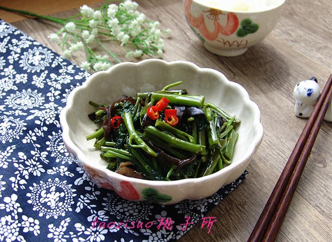 炒木耳空心菜
