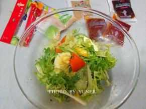 搅拌均匀，放旁边备用；