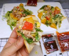 放在面包上，好吃的不行啦。