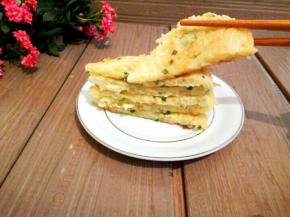 咬一口，都是土豆和鸡蛋的香味。