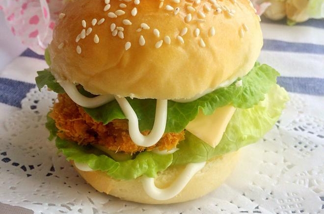 香辣鸡腿堡