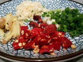配料切好备用