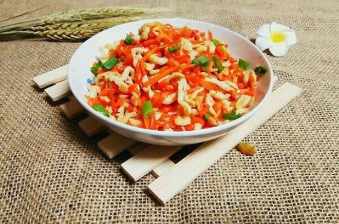 胡萝卜炒鸡丝