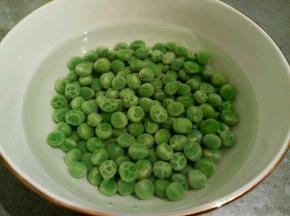 捞出过一下凉开水，