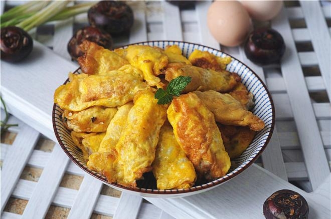荸荠瘦肉鸡蛋饺子