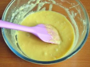 混合至无干粉即可。