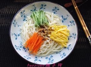 清凉爽口的凉面