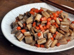 .酸甜可口，好吃又下饭。