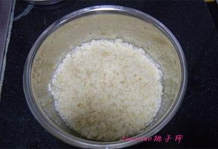 发酵好后会有浓郁的、甜甜的米酒香。