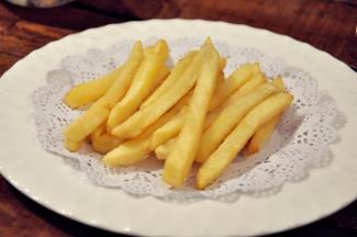 沾番茄酱或者就着椒盐吃都非常棒。