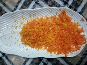 削下来的橙皮沫