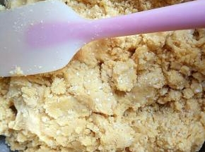翻拌均匀，装入食品保鲜袋