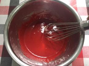 搅拌均匀，放一旁静置片刻