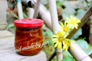 熬到10小时关火，柠檬膏装瓶，冷却后密封保存