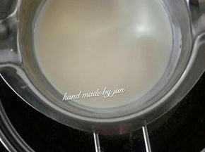 淡奶油隔热水加热