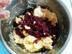 加入蔓越莓，蔓越莓干我是提前剪小了