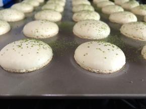 烤好后取出放凉。