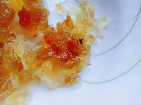 桃胶一定要按清洗干净，这个步骤要有点耐心哦。