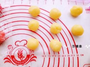 奶黄馅18克/个，分成9份