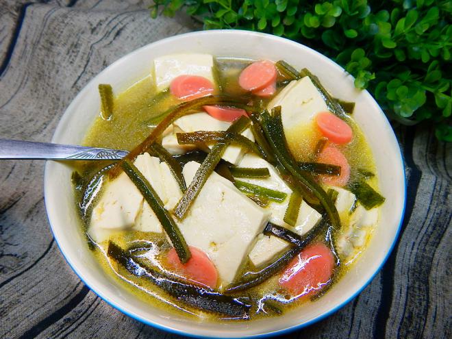 海带豆腐汤