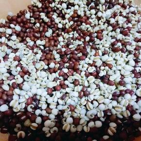 薏米红豆混合再一起，(量可以增减)