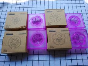 阳晨和果子模具来个全家福：）