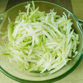 剥丝工具剥丝，(刀功好切也可以哈)