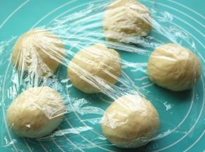 排气后分成6份。