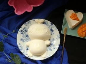 最后的慕斯，像是吃冰一样。