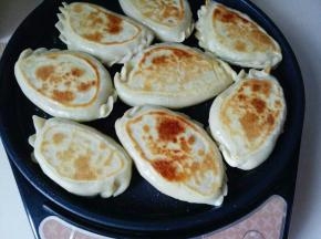 时间到后两年金黄，取出凉会即可食用。