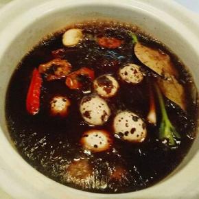 大火烧开，转小火慢煮30分钟。