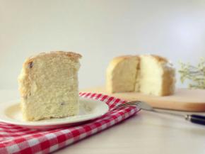 每一面都粘上奶粉即可品尝