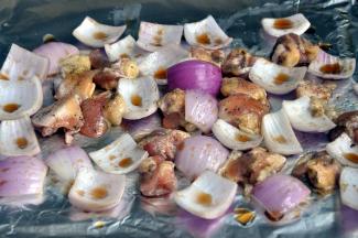 再撒上少量的黑胡椒粉。