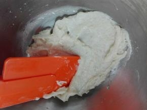 划Z形拌至无干粉即可