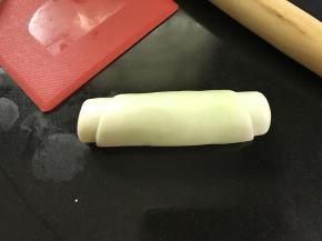 从上往下卷起，松驰15分钟。